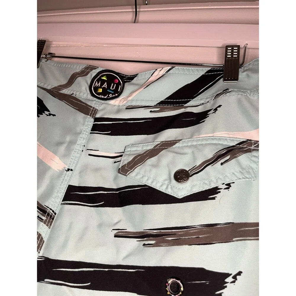 Maui and Sons Board Shorts Striped Light Blue Black Men's Pockets
